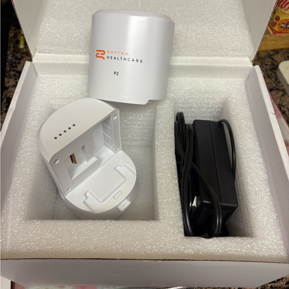 External Battery Charger for P2, P2-E6 & P2-E7 Series Oxygen Concentrators - Picture 5 of 6